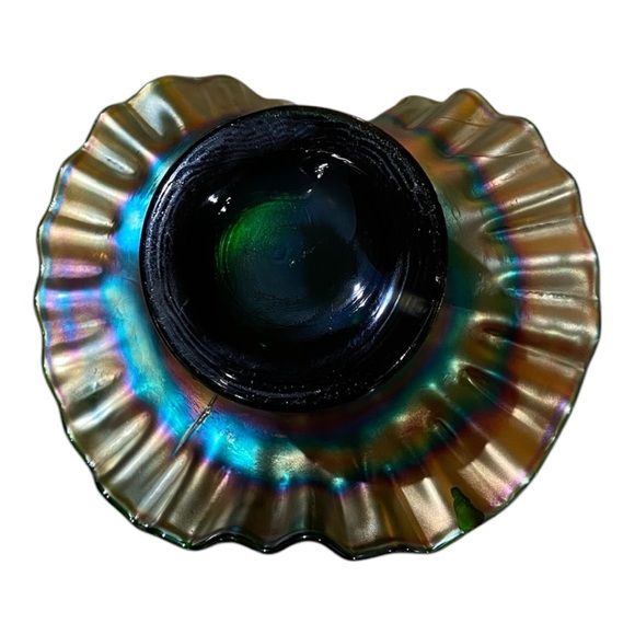 Fenton Iridescent Glass Art Bowl / Hat w/ crimped edge gold green holly & berry - Picture 8 of 11